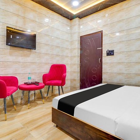 Hotel O Krishna Priya Haridwār Екстериор снимка