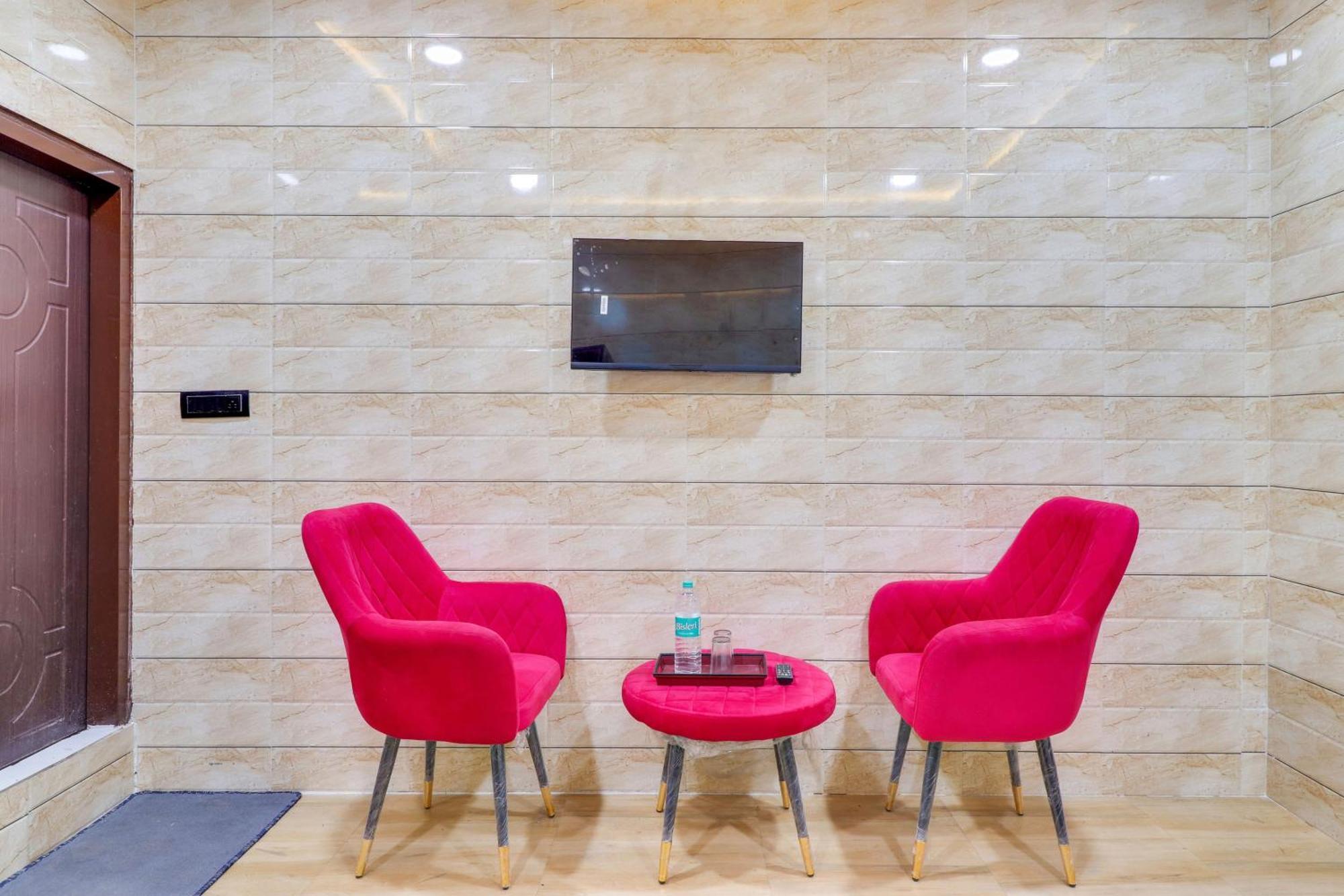 Hotel O Krishna Priya Haridwār Екстериор снимка