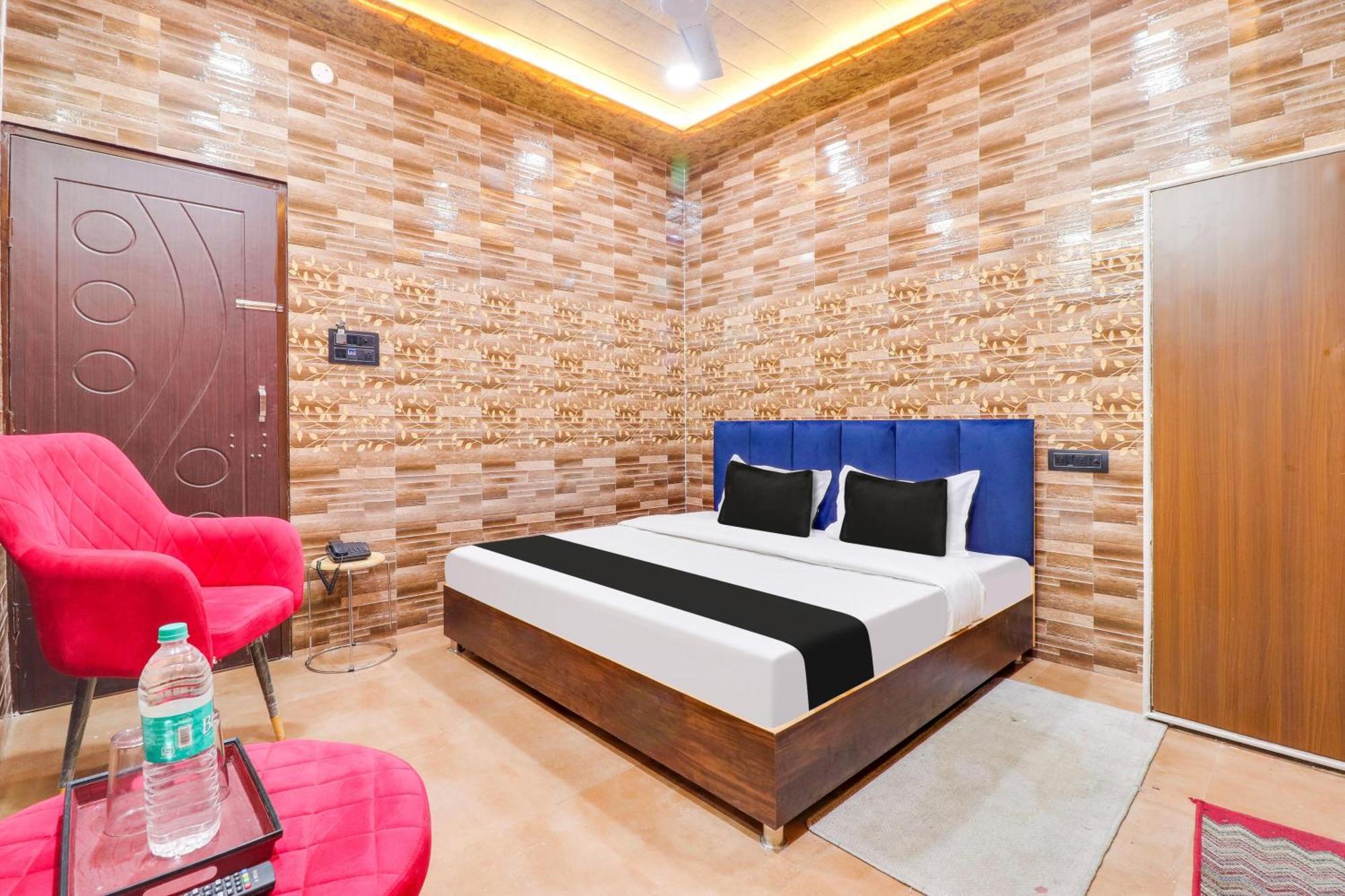 Hotel O Krishna Priya Haridwār Екстериор снимка